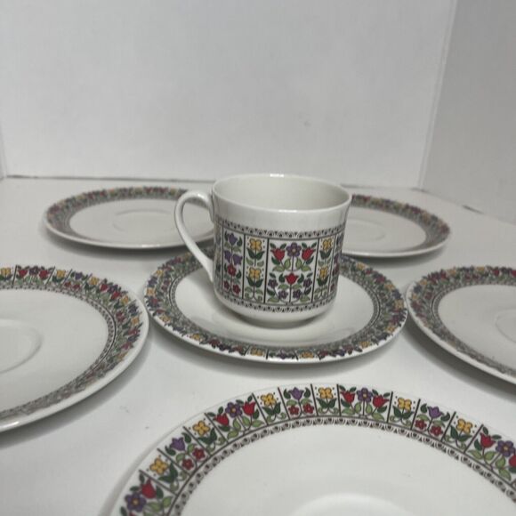 Royal Doulton Fireglow Coffee Tea Cup and 6 Saucers 1970's England Vintage - Picture 1 of 10